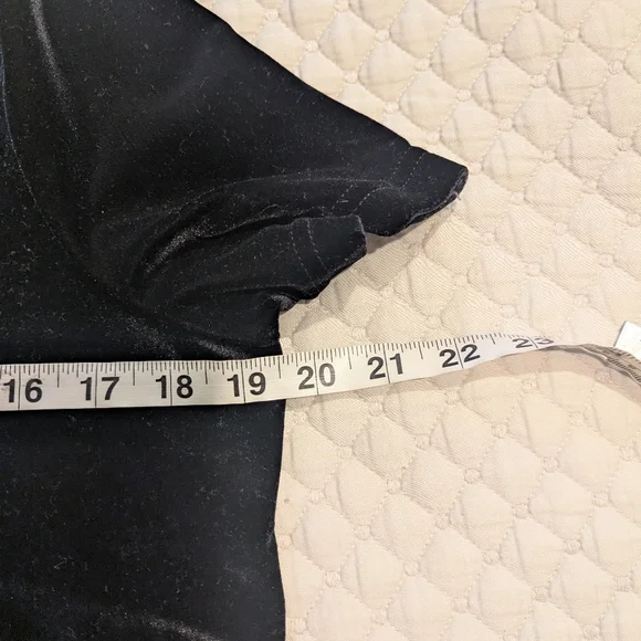 MADEWELL Black Velvet Short Sleeve Cowl Neck Top Small - Picture 4 of 7